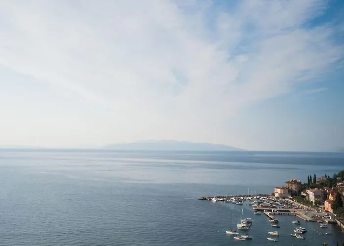 Blue View Apartman Abbázia