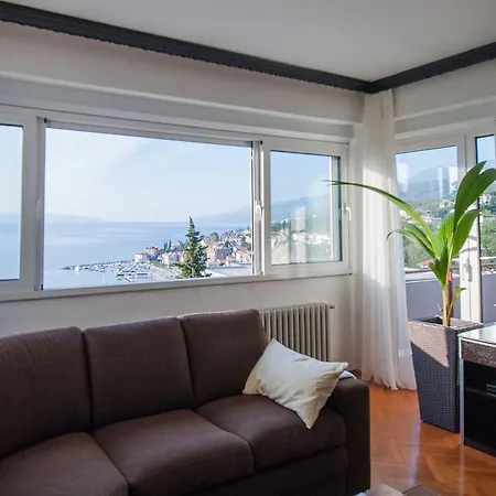 Blue View Apartman Abbázia